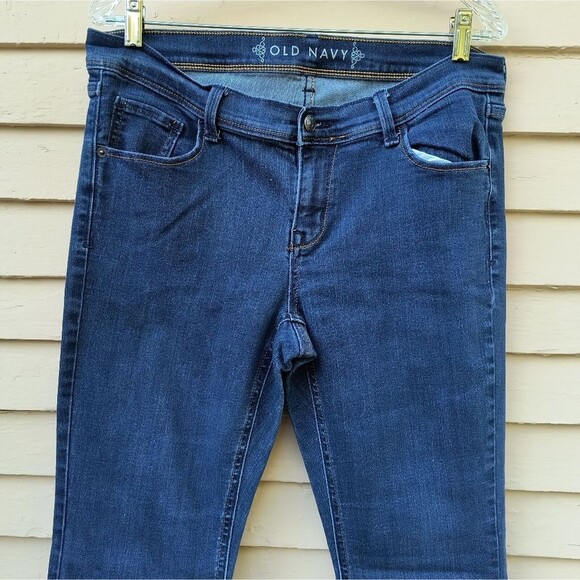 Old Navy Regular Fit Slightly Flared Denim Jeans Size 16 - Picture 2 of 7